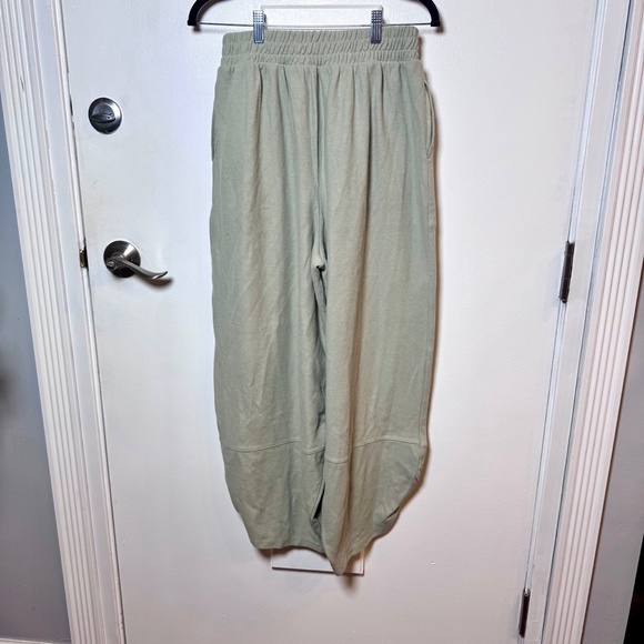 FP Wide leg pant pale green sz M - Picture 6 of 6